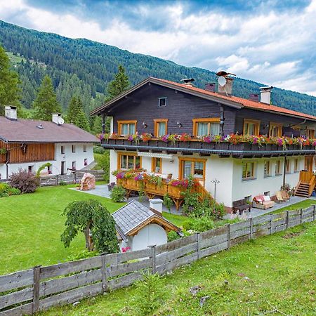 欧布博格埃姆布伦纳Gaestehaus Geir公寓 外观 照片